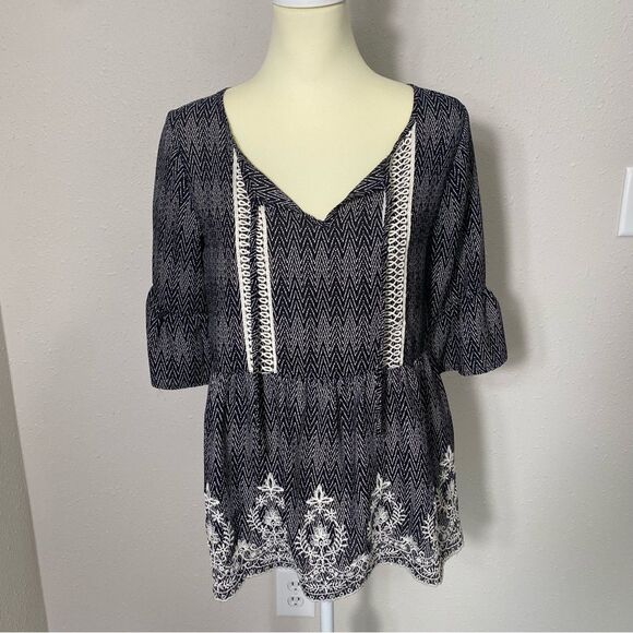 Maurices Lightweight Boho Embroidered Elastic Waist Blouse Women's Size XS - Picture 10 of 16